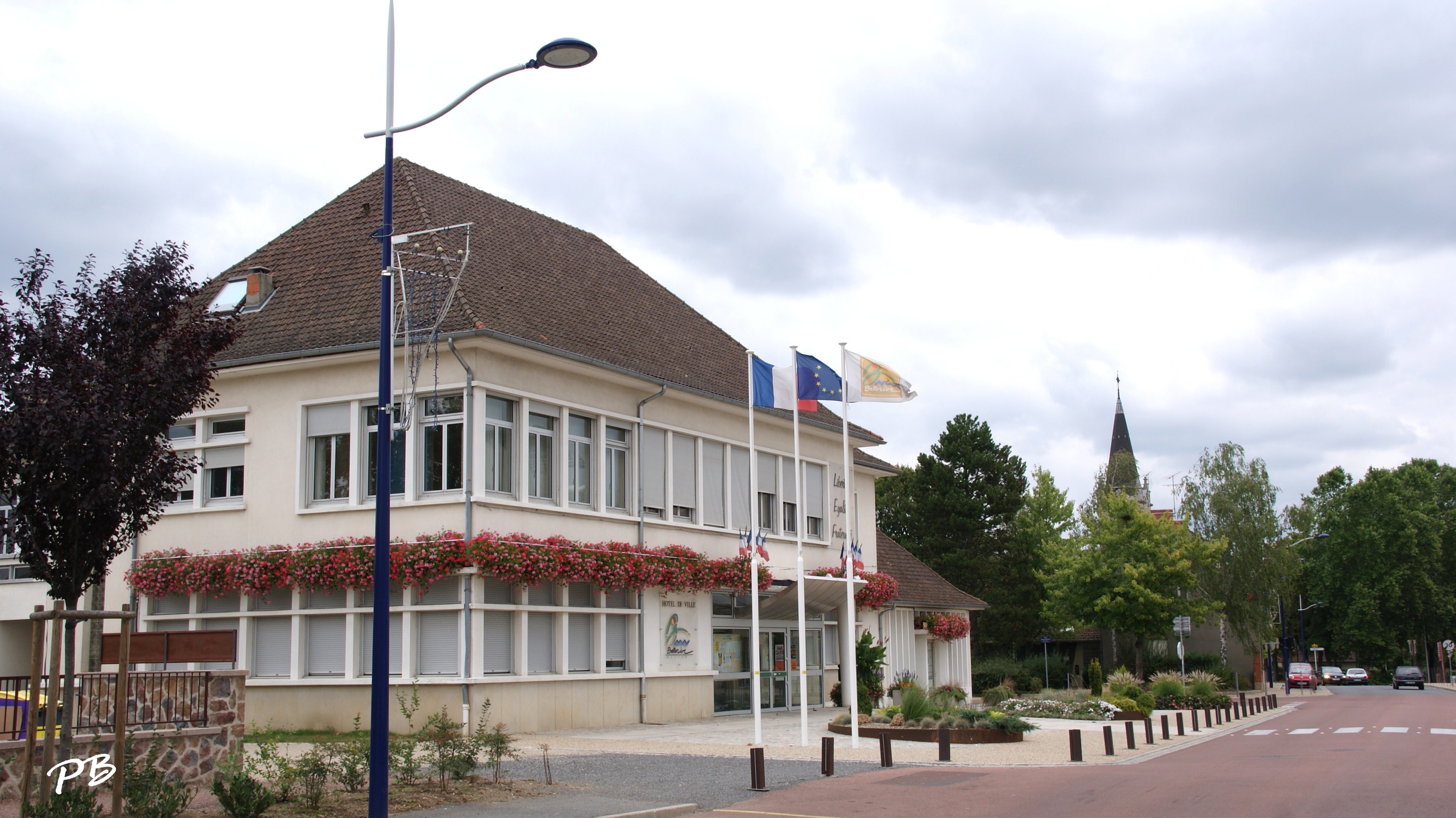 Photo à Bellerive-sur-Allier (03700) : Hotel-de-Ville - Bellerive-sur ...