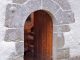 Photo précédente de Le Minihic-sur-Rance chapelle Sainte Anne : petite porte de la façade est avec ses trois petits points sans signification : chapelle sainte Anne