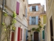 Photo suivante de Arles Arles. Rue des pilotes.