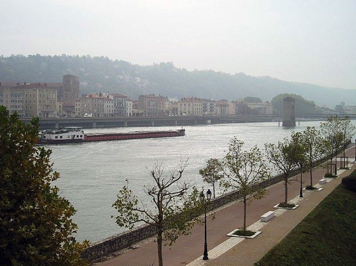 Les quais du Rhône - Vienne