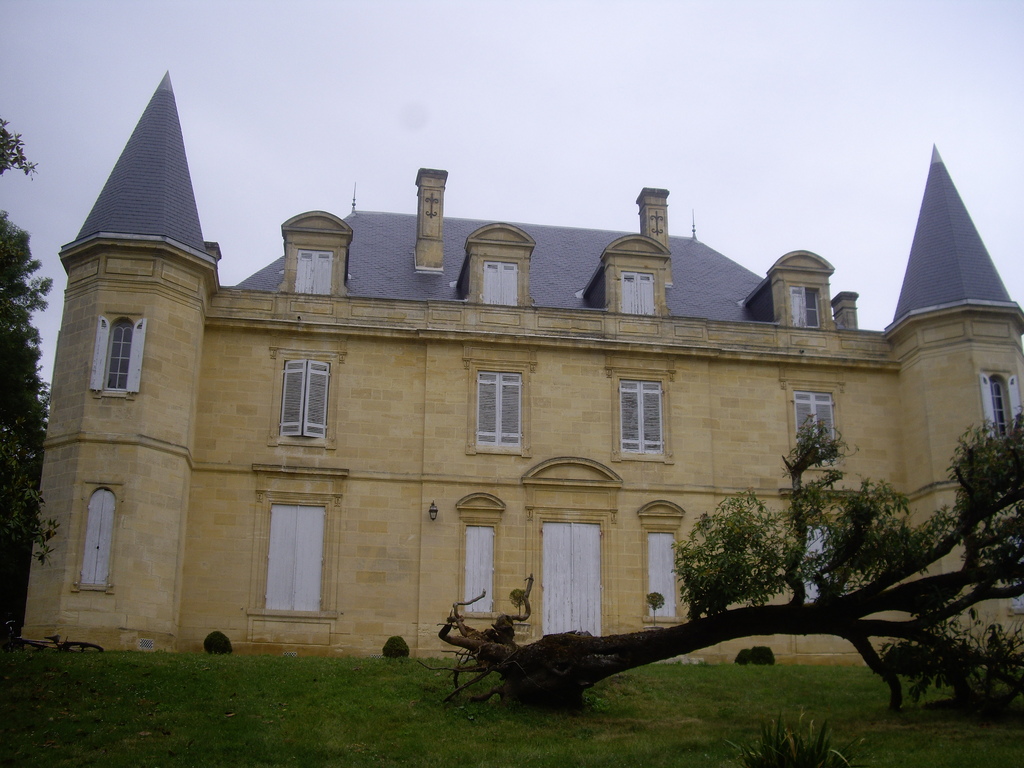 Résultat de recherche d'images pour "photos château de la grava 33"