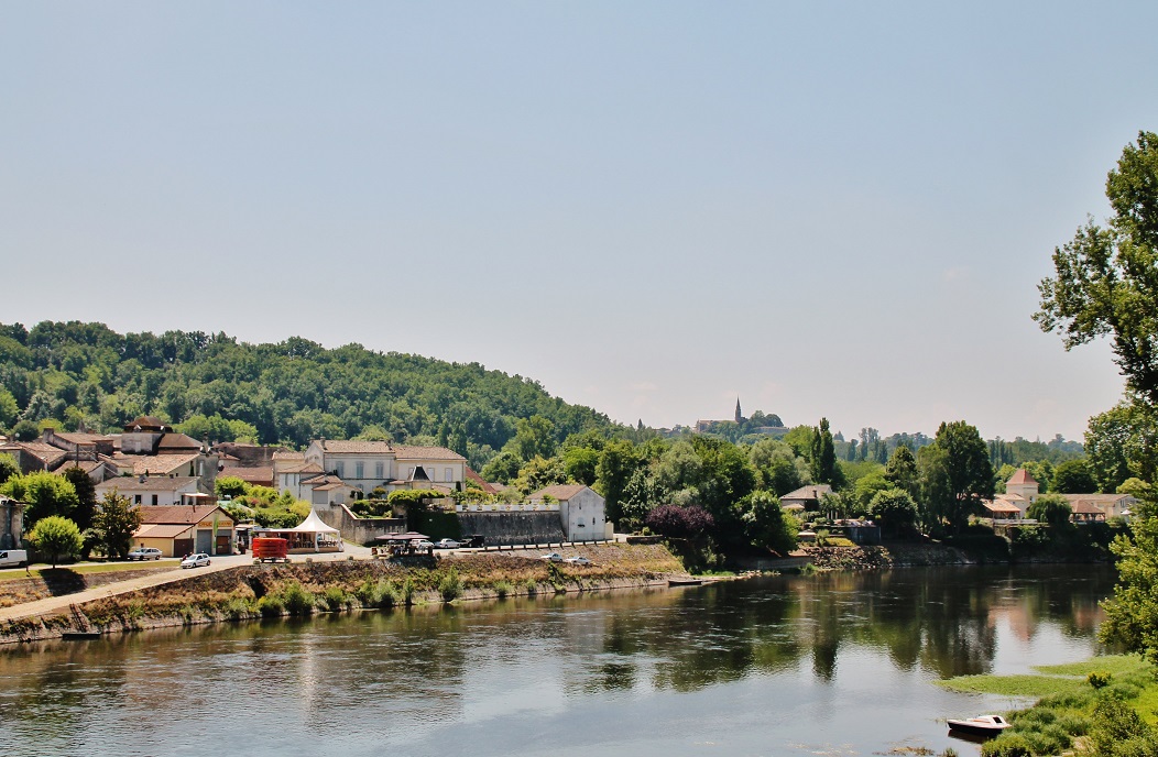 Photo Pessac-sur-Dordogne  33890  Dordogne Pessac-sur-Dordogne