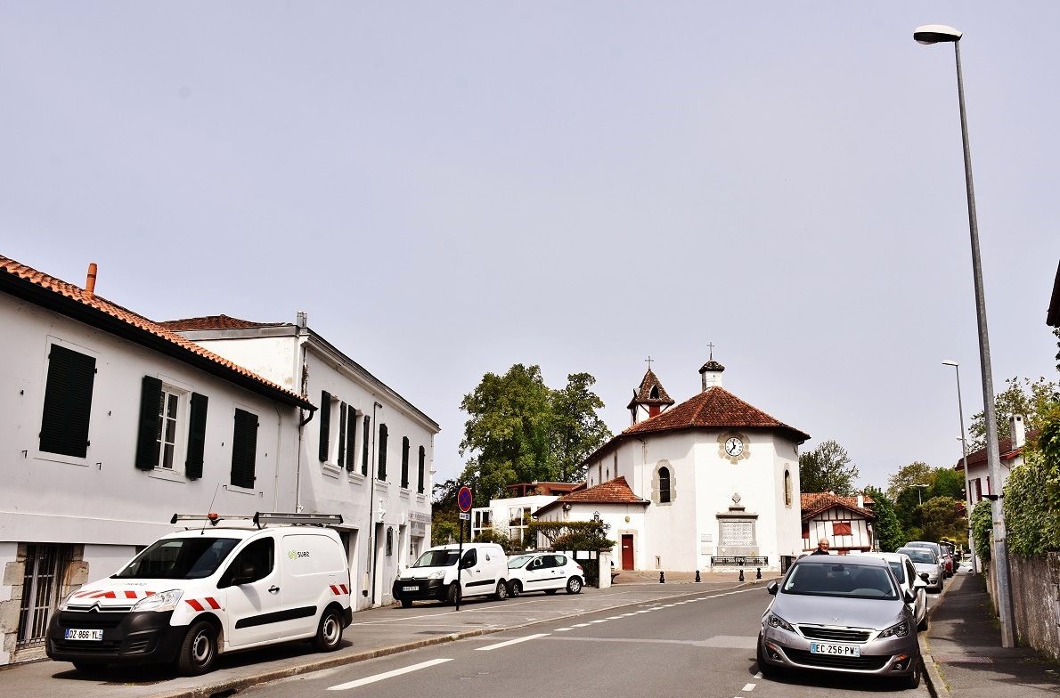 Photo à Saint-Pierre-d'Irube (64990) : La Commune - Saint-Pierre-d ...