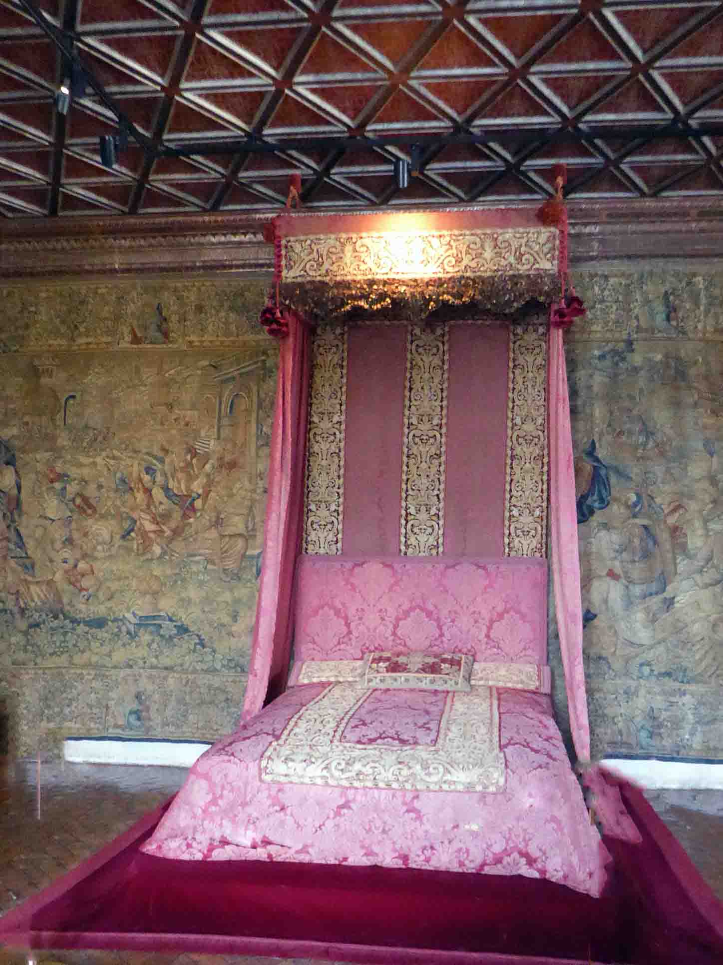 Photo à Chenonceaux (37150) : Le château de Chenonceau : la chambre des ...