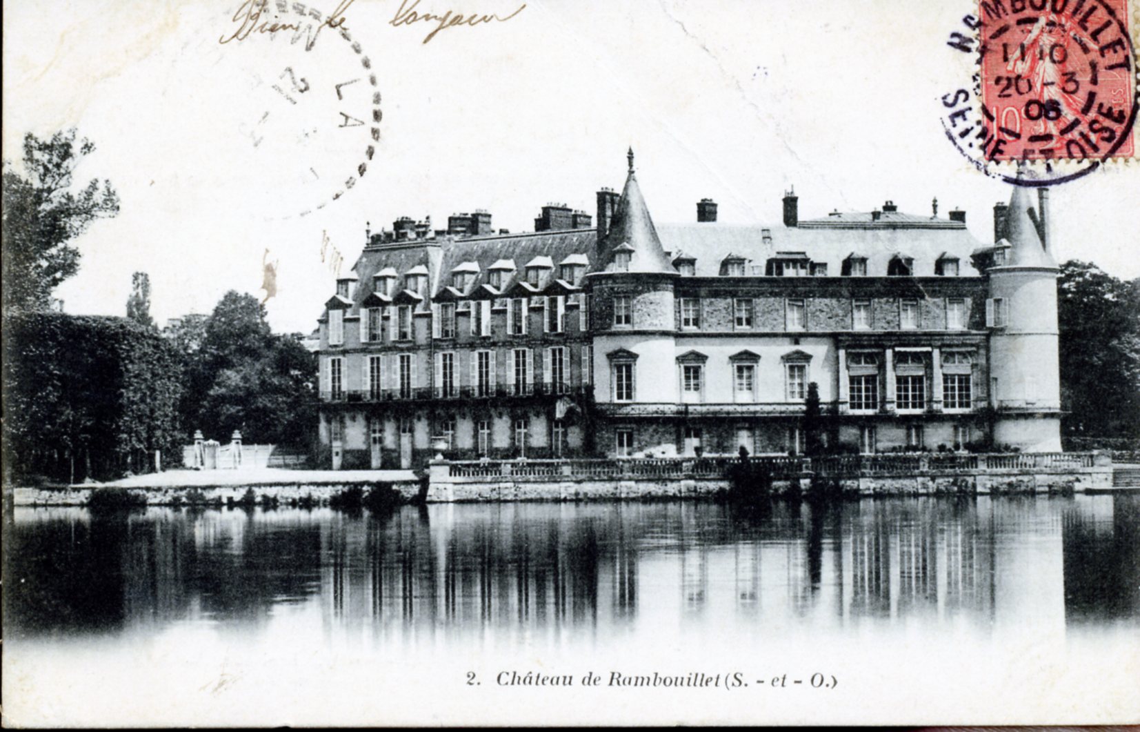 Photo à Rambouillet (78120)  Château de Rambouillet, vers 1906 (carte