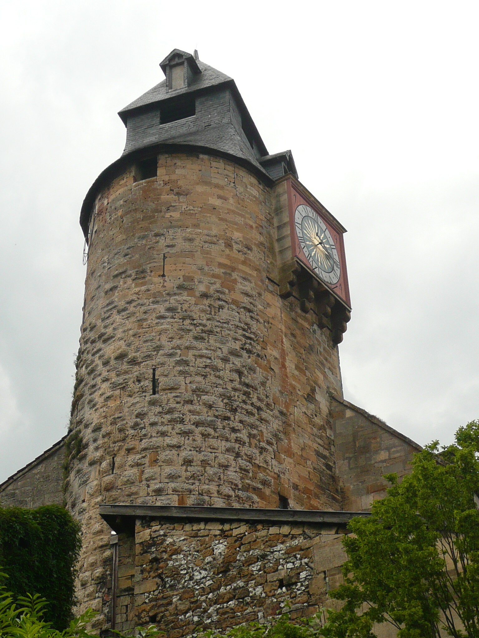 Photo Bar-le-Duc  55000  Tour l horloge cot   rue tour