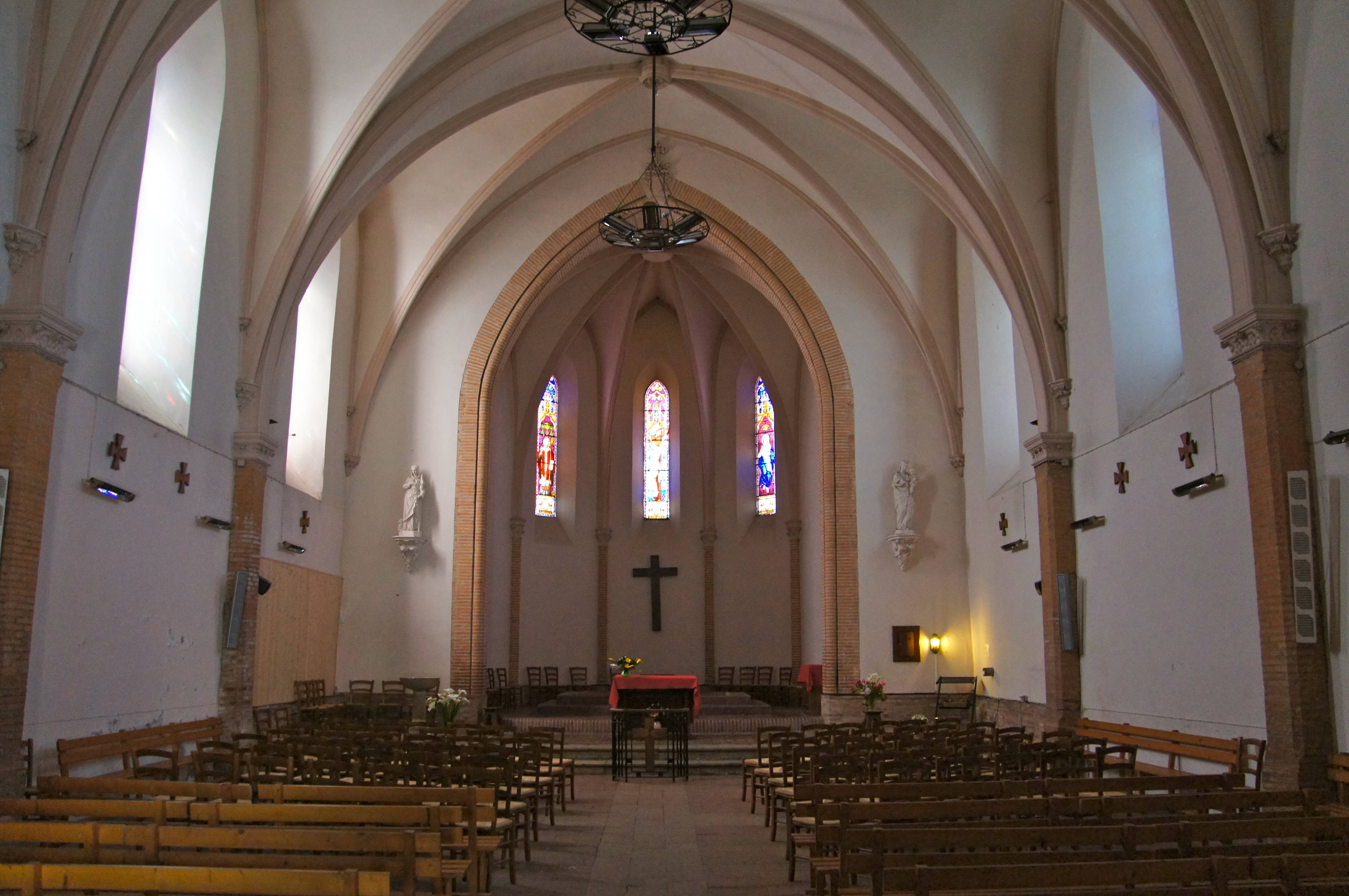 Photo à La Ville-Dieu-du-Temple (82290) : La Nef De L'église Notre Dame ...