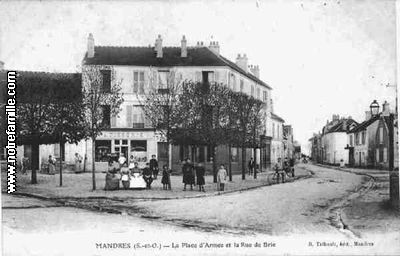 Photos Et Cartes Postales Anciennes De Mandres Les Roses 945