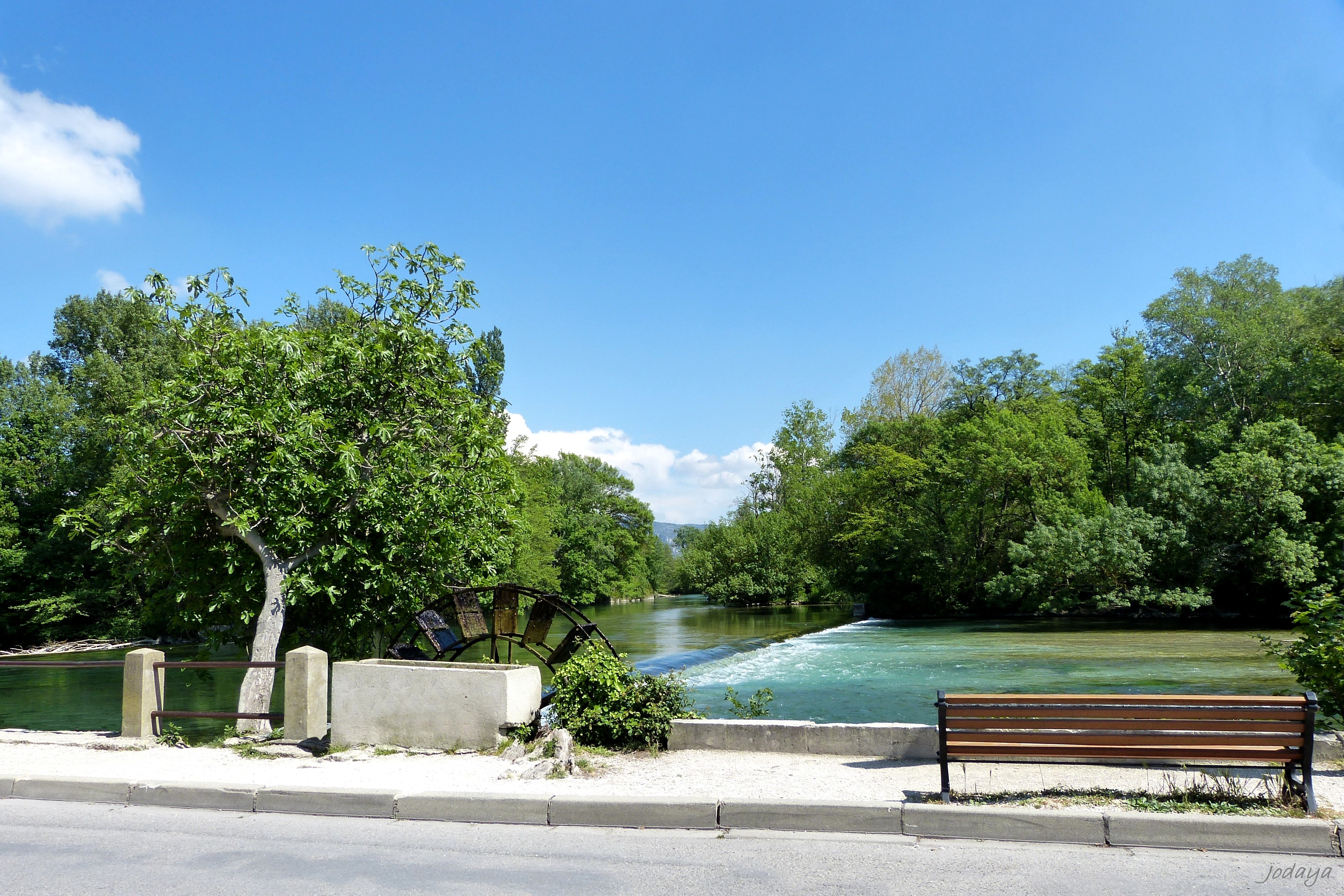 Photo à L'Isle-sur-la-Sorgue (84800) : L'isle sur la Sorgue. Le Partage