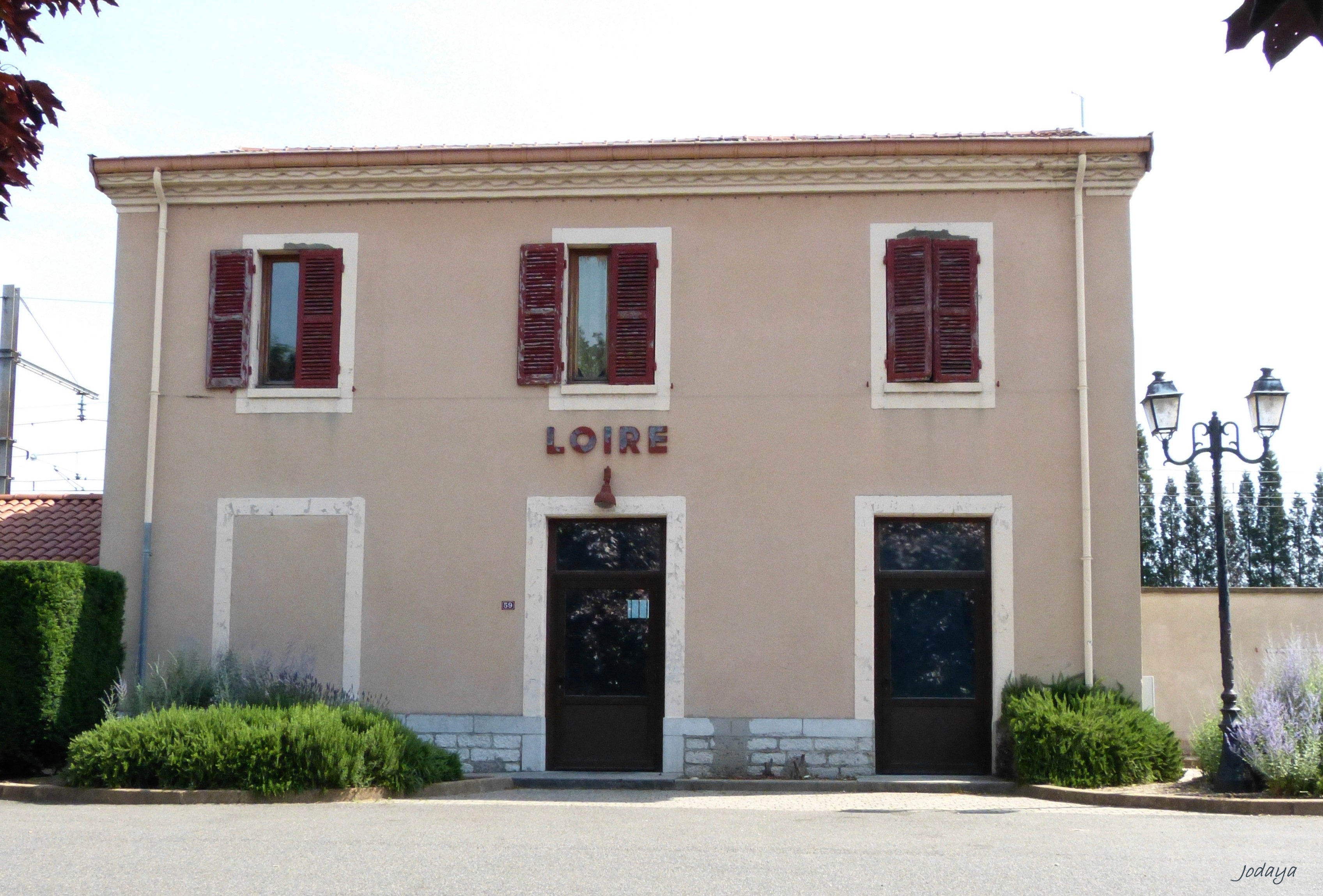 Photo à Loire-sur-Rhône (69700) : Loire Sur Rhône. La Gare. - Loire-sur ...