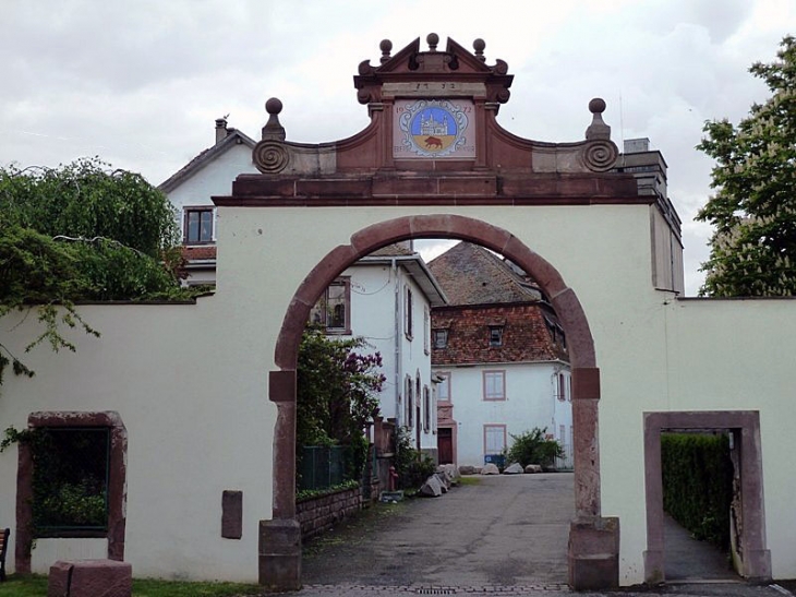 L'entrée de l'ancienne abbaye - Ebersmunster