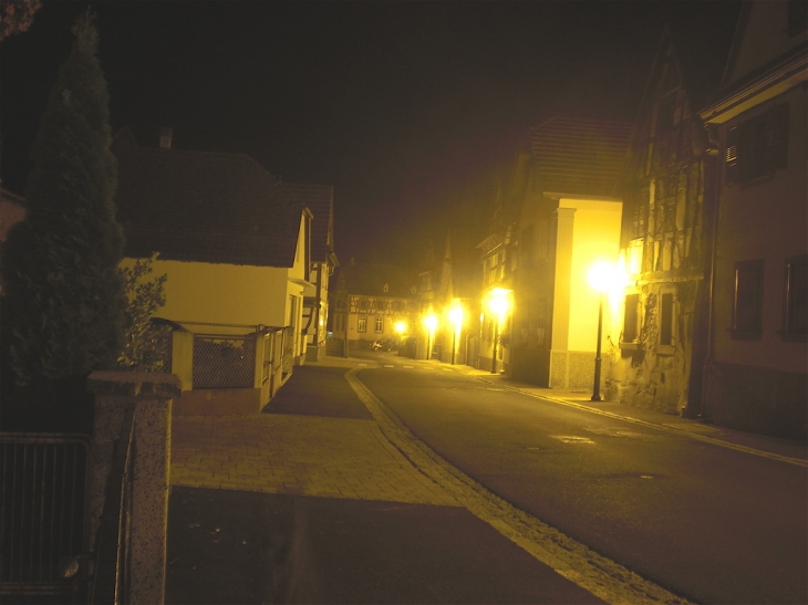 Rue principale à minuit - Gœrsdorf