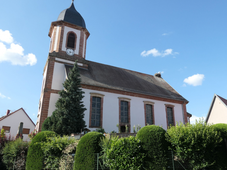 L'église simultanée (cultes catholique et protestant) - Hattmatt