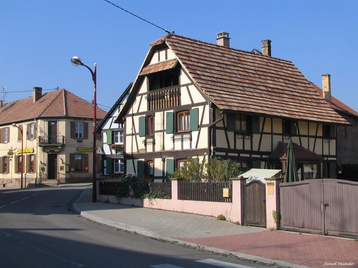 Ancienne ferme de la rue du Gl de Gaulle - Mundolsheim