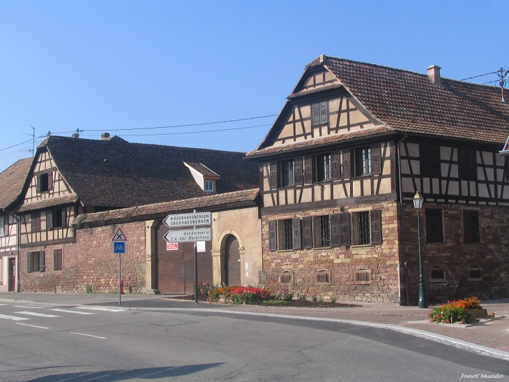 Ancienne maison du village   rue de Strasbourg - Mundolsheim