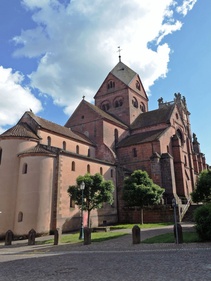 L'abbatiale Saint Pierre et Saint Paul  - Neuwiller-lès-Saverne