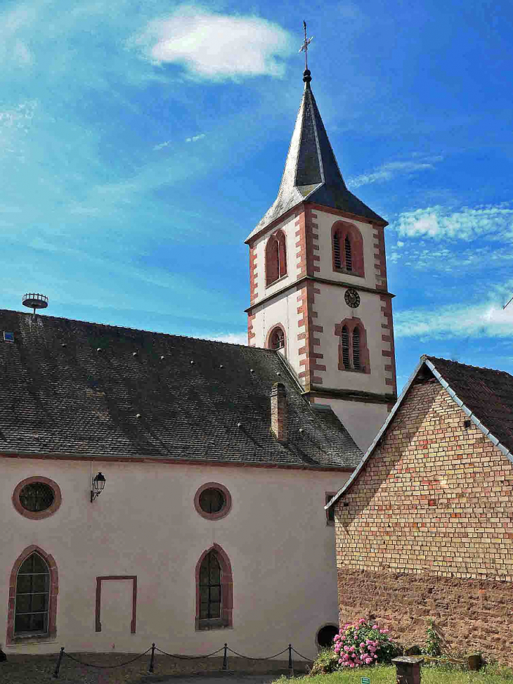 L'église protestante de 1505 - Oberbronn