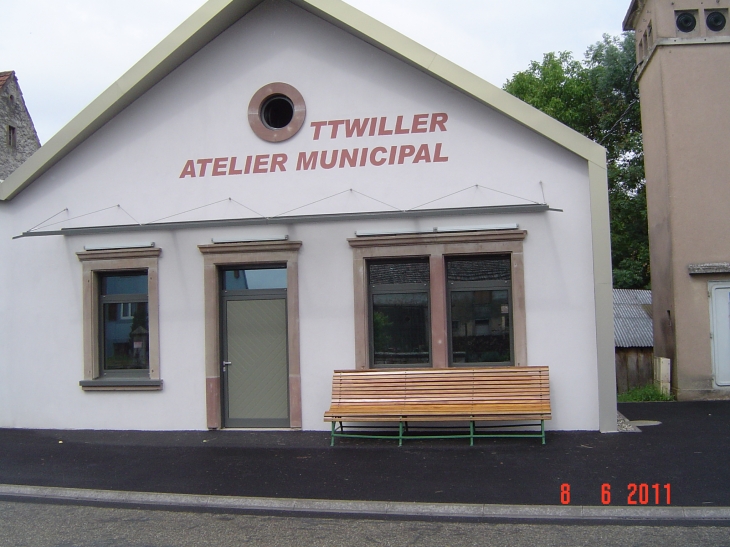 Atelier Municipal créé dans l'ancienne laiterie - Ottwiller