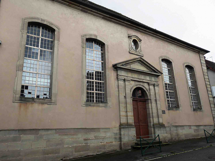 Villeneuve : l'ancien temple protestant - Sarre-Union