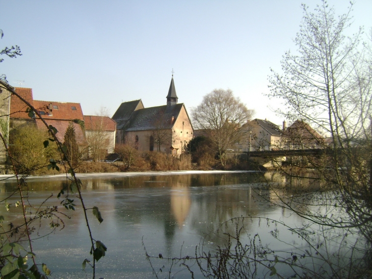 La Sarre est l'Eglise. - Sarrewerden