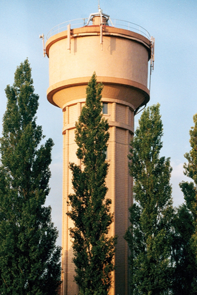 Le château d'eau haut de 38m - Truchtersheim