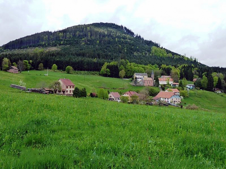 CLIMONT le hameau au pied du mont - Urbeis