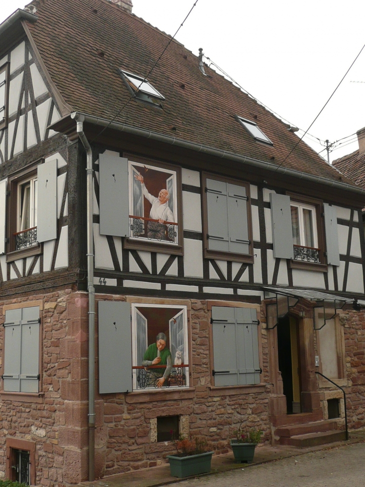 Façade avec trompe l'oeil rue du 23 novembre - Wasselonne