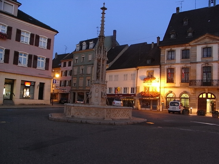 Place de la fontaine - Altkirch