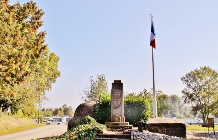 Monument-aux-Morts - Biesheim