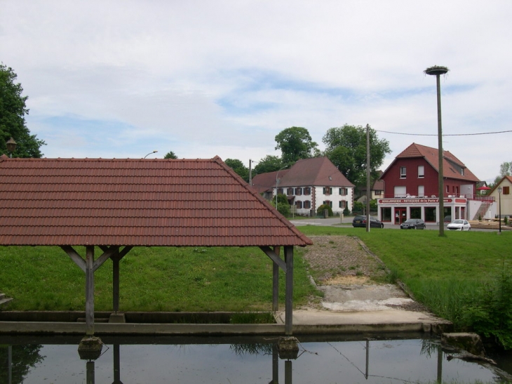 Entrée du village - Chavannes-sur-l'Étang