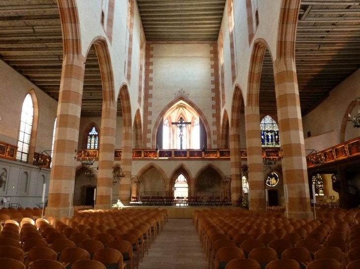 Temple St Mathieu - la nef - Colmar