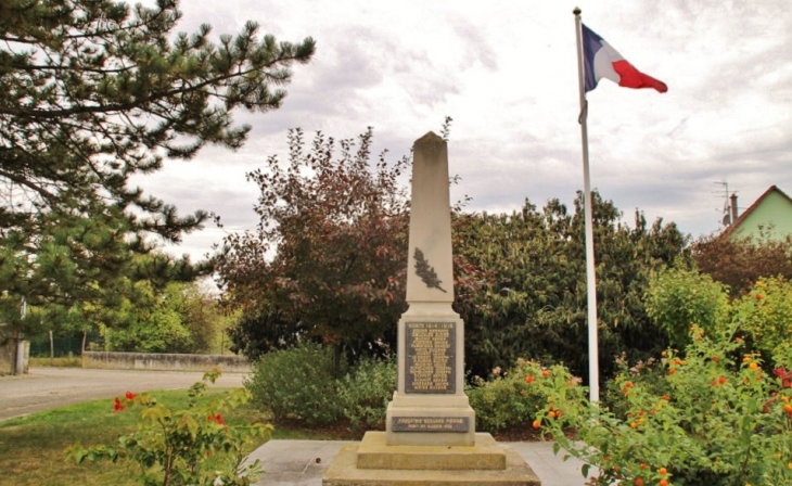 Monument-aux-Morts - Fessenheim