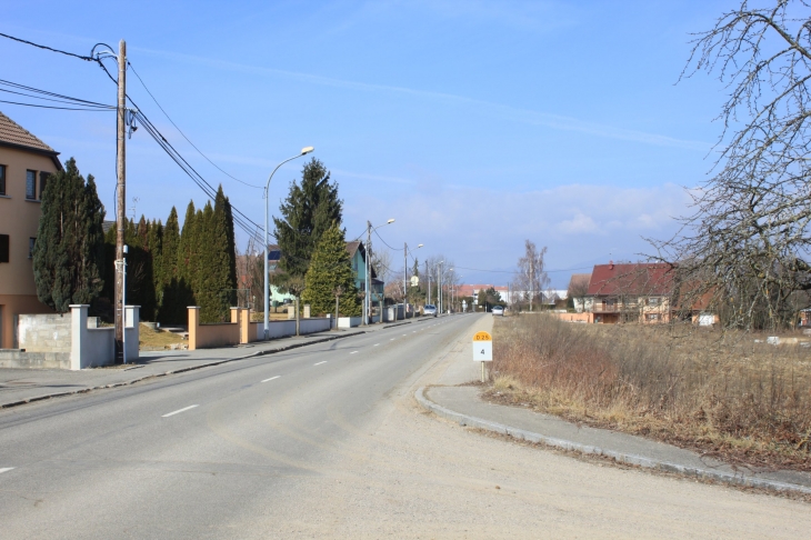 Rue principale : Vue vers Diefmatten - Hecken