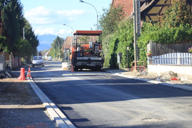 Asphalte jusque rue des Lilas - Hecken