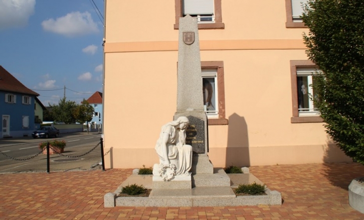 Monument-aux-Morts - Heiteren