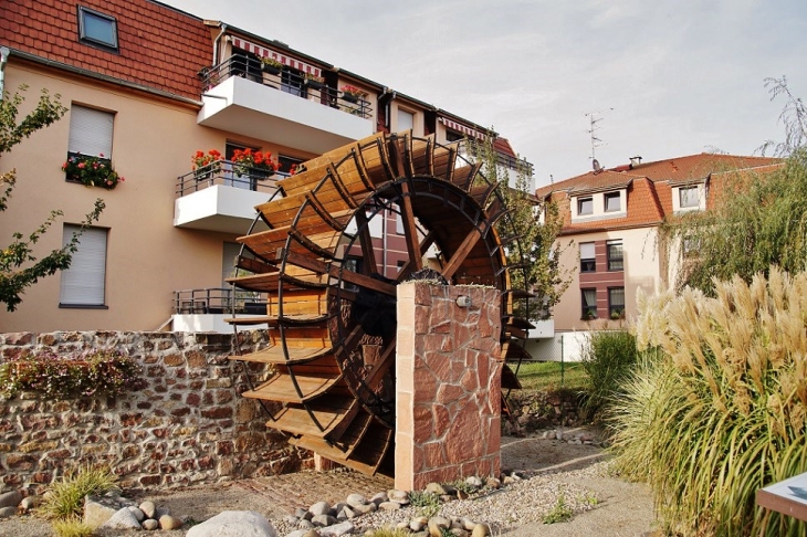 Roue a Aubes - Herrlisheim-près-Colmar