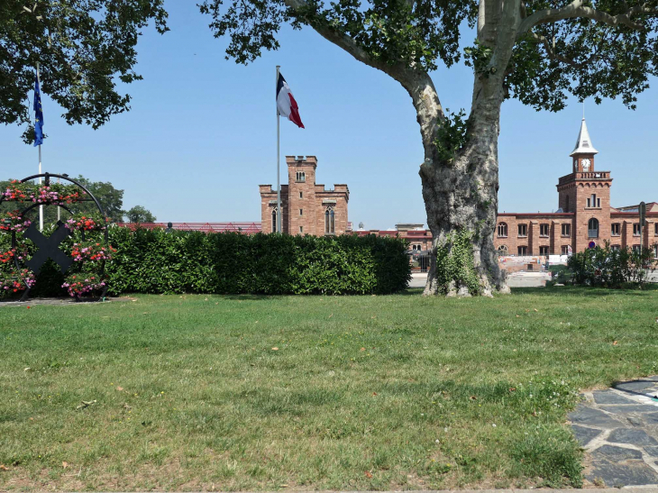 Le château et la filature Gast - Issenheim