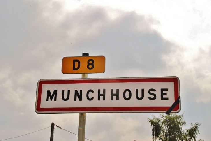  - Munchhouse