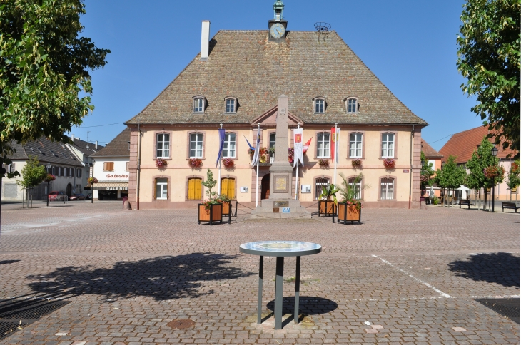 L'Hôtel de Ville - Neuf-Brisach