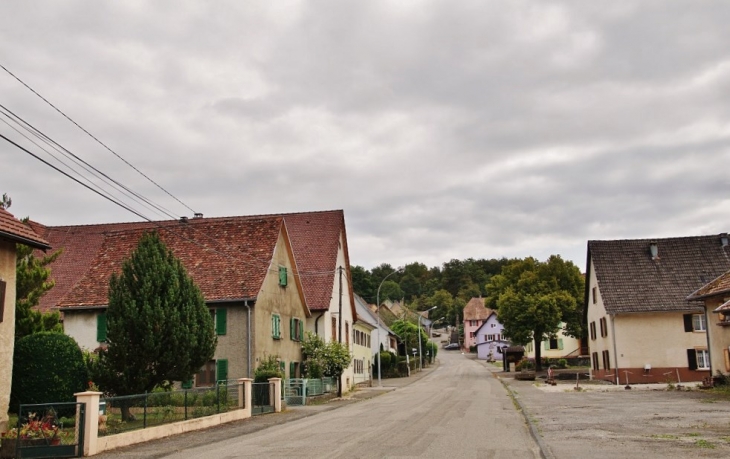 Le Village - Oberlarg