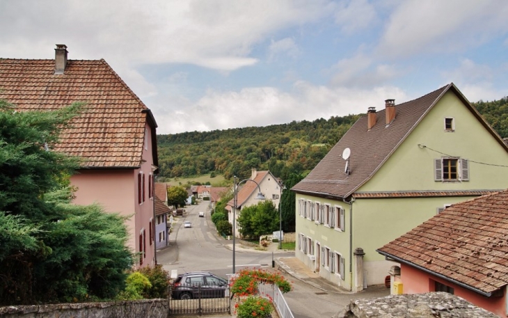 Le Village - Oberlarg