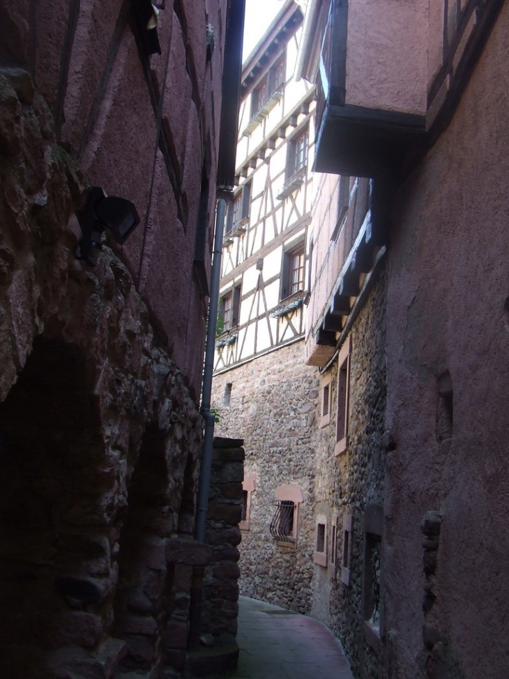 Ruelle de Ribeauvillé, ville entre la grand rue et la rue des juifs