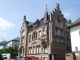 Batiment de l'ancienne poste qui se trouve rue klee, elle est maintenant occupée par des appartements. Très beau batiment