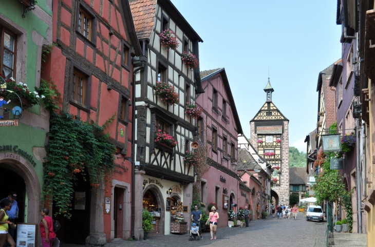 La rue du Général De Gaulle - Riquewihr