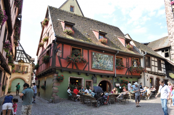 La rue du Général De Gaulle - Riquewihr