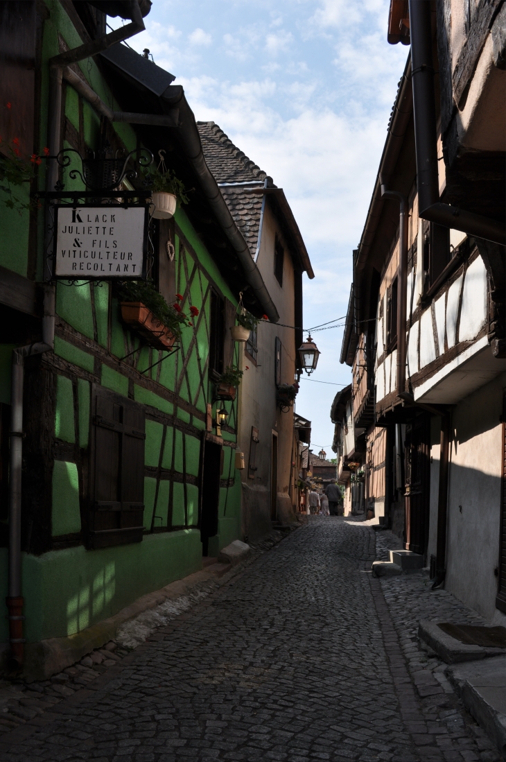 Dans la rue de Sébastopol  - Riquewihr