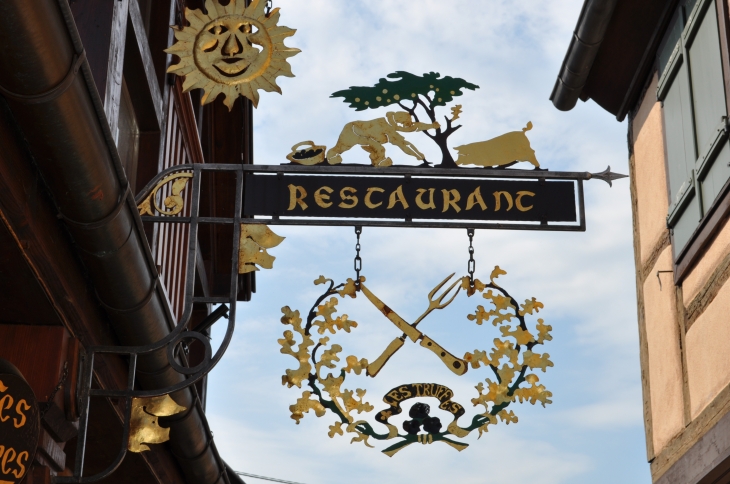 L'enseigne du restaurant  - Riquewihr