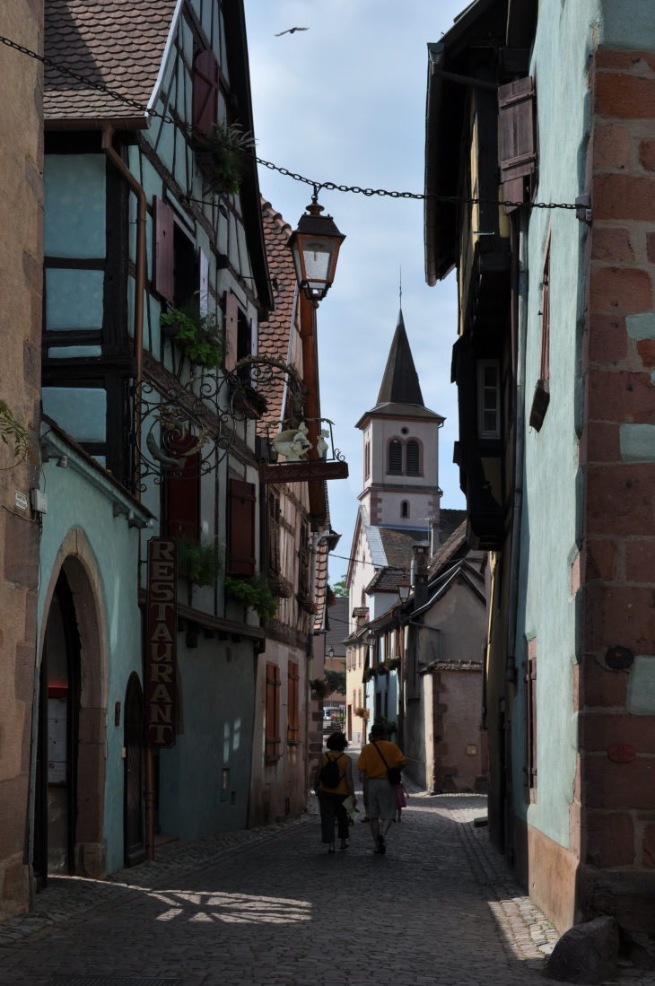 La rue de la 1ère Armée - Riquewihr