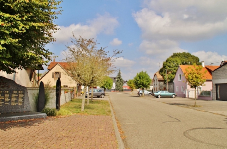 Le Village - Roggenhouse