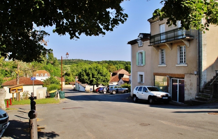 Le Village - Agonac